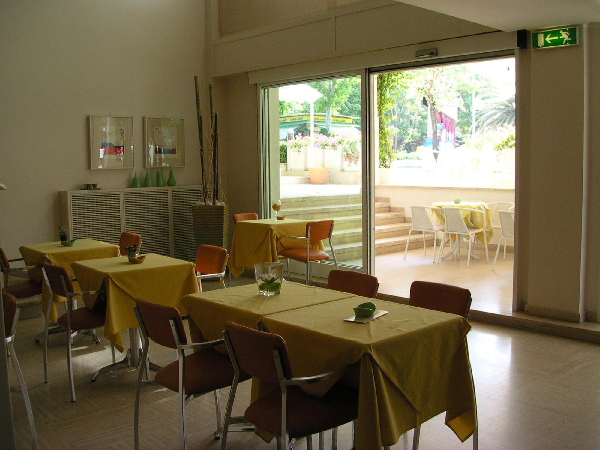 Albergo Punta De L'Est Francavilla Al Mare Εξωτερικό φωτογραφία
