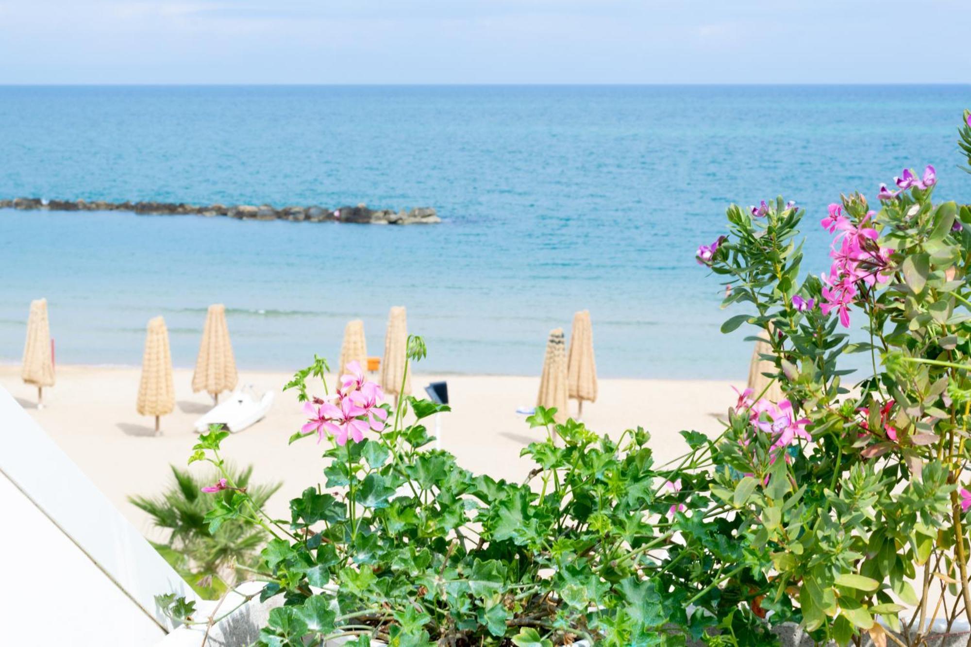 Albergo Punta De L'Est Francavilla Al Mare Εξωτερικό φωτογραφία